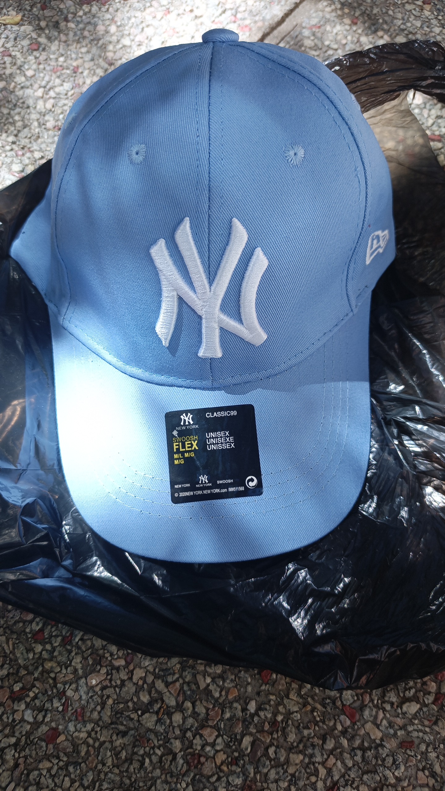 New York caps 4