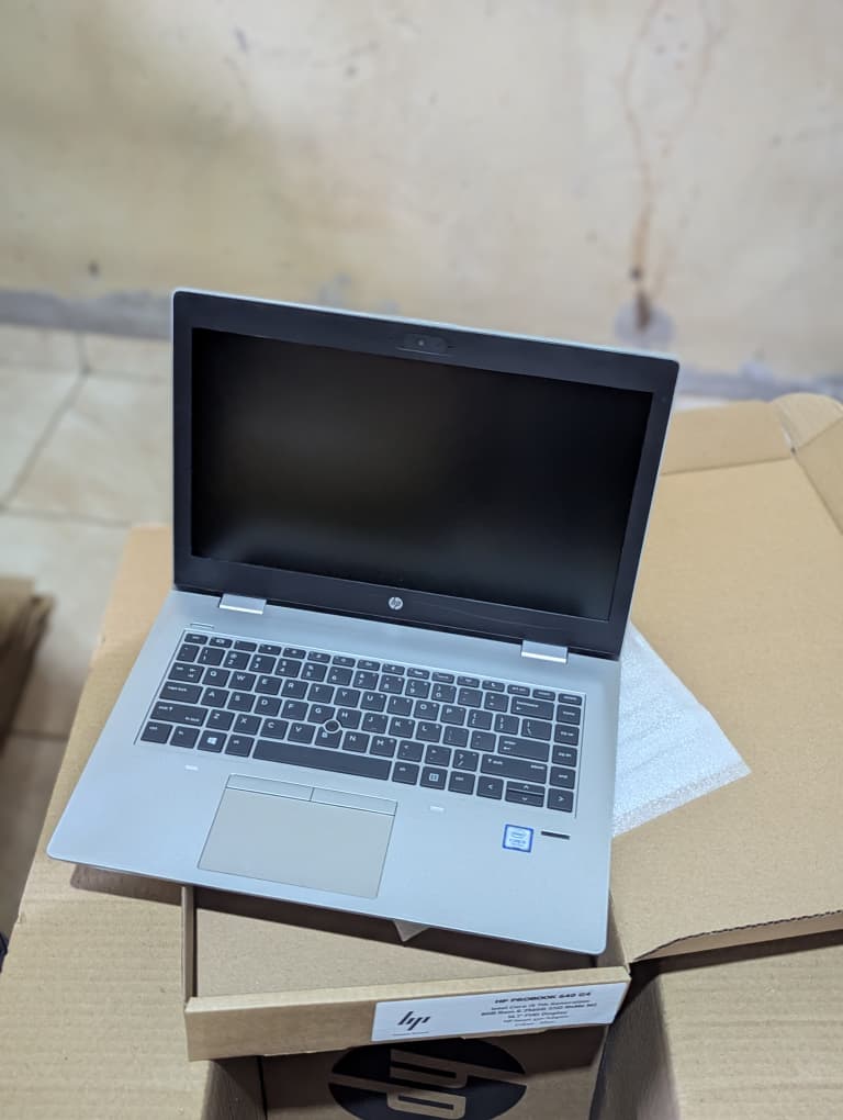 Laptops 